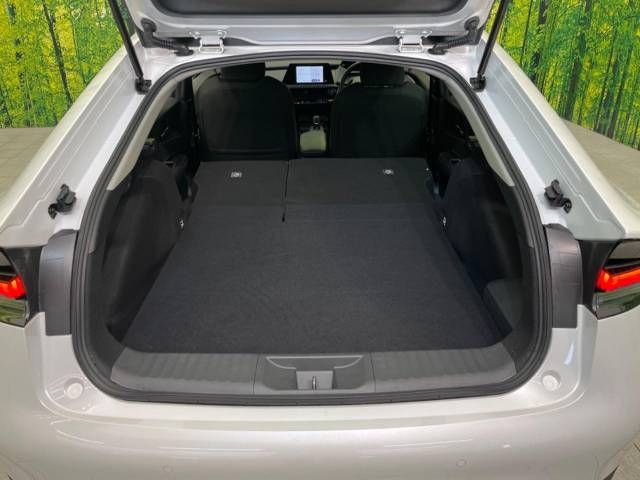 Toyota PRIUS 2023-02 28925-10
