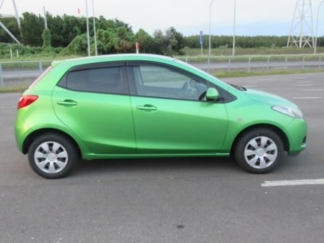 Mazda DEMIO 2010-06 18917-3