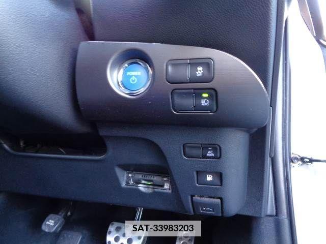 Toyota PRIUS 2021-07 386966-5