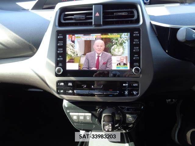 Toyota PRIUS 2021-07 386966-7