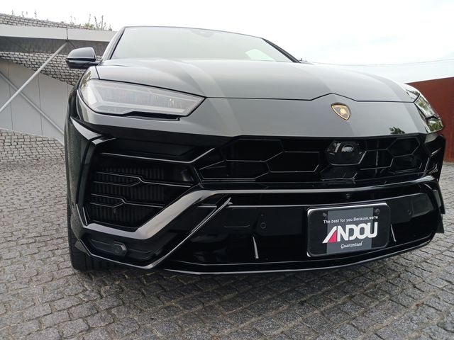 Lamborghini URUS 2019-02 3807-3