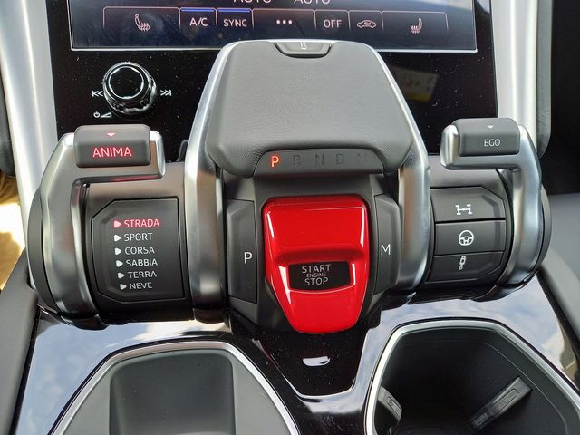 Lamborghini URUS 2019-02 3807-19