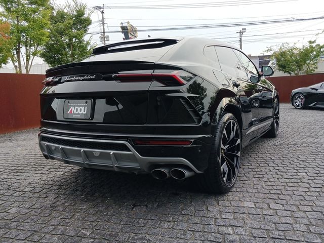 Lamborghini URUS 2019-02 3807-5