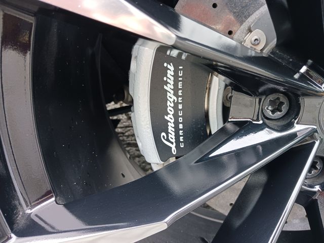 Lamborghini URUS 2019-02 3807-7