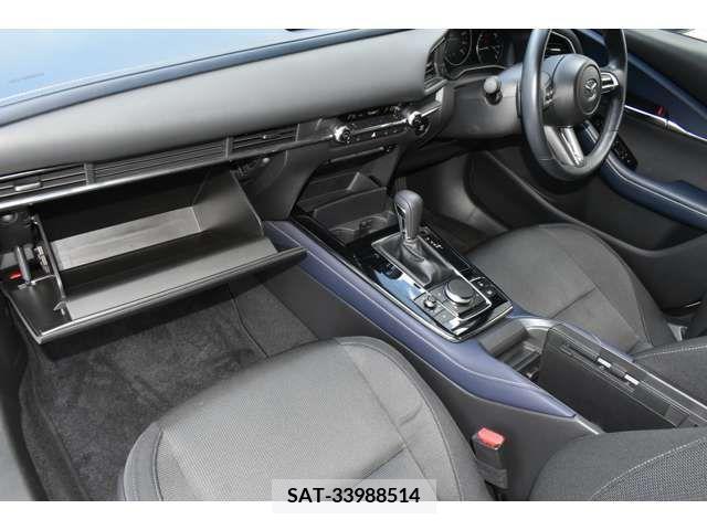 Mazda CX-30 2019-10 337711-12