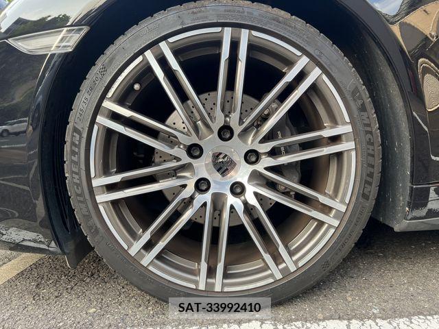 Porsche 911 2015-09 366208-11