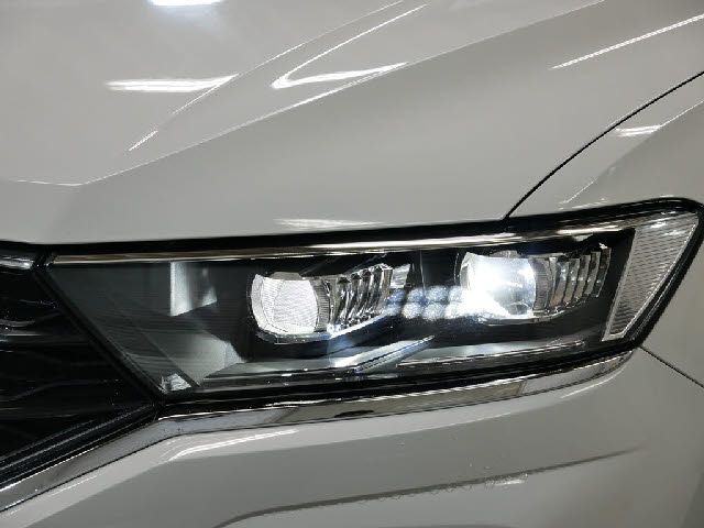 VolksWagen T-ROC 2021-09 182995-12