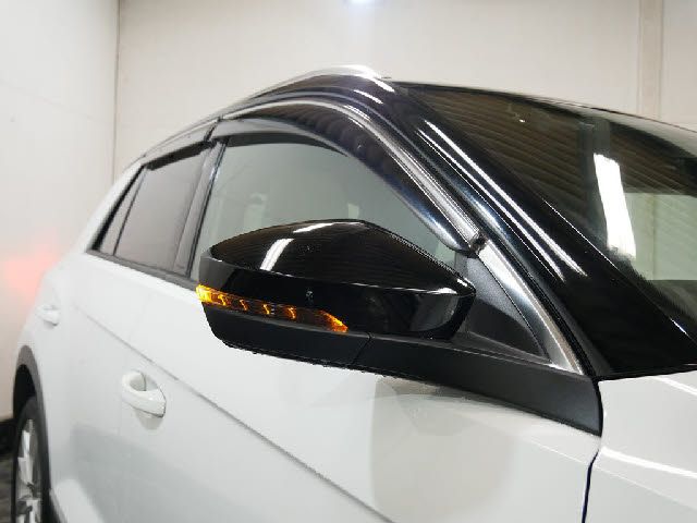 VolksWagen T-ROC 2021-09 182995-14