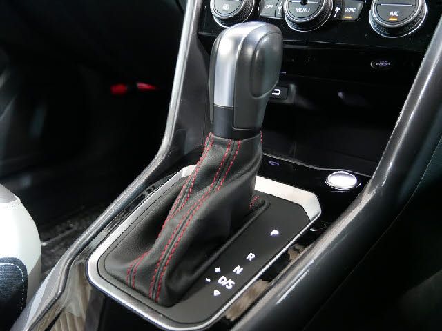 VolksWagen T-ROC 2021-09 182995-22