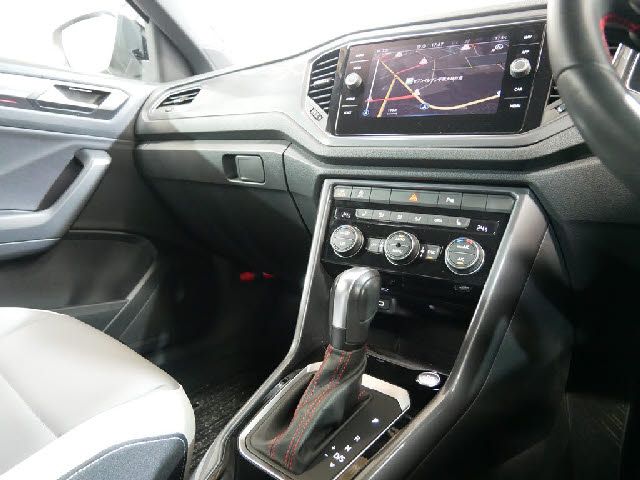 VolksWagen T-ROC 2021-09 182995-17