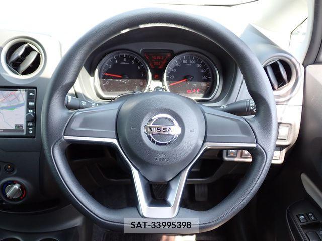 Nissan NOTE 2019-04 302444-11