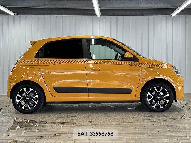 Renault TWINGO 2019-08 376831-13