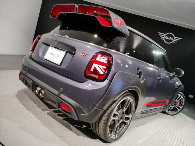 Bmw MINI 2020-09 5862-21