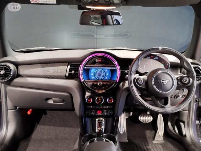 Bmw MINI 2020-09 5862-1