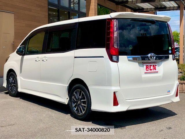 Toyota NOAH 2014-03 392811-8