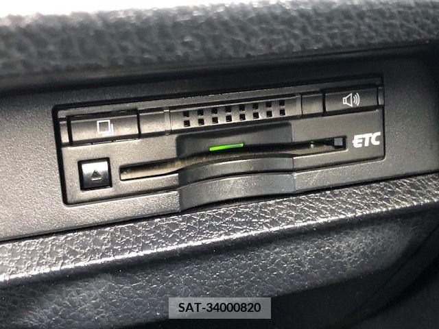 Toyota NOAH 2014-03 392811-5