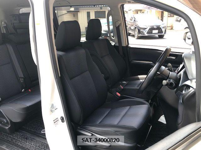 Toyota NOAH 2014-03 392811-3