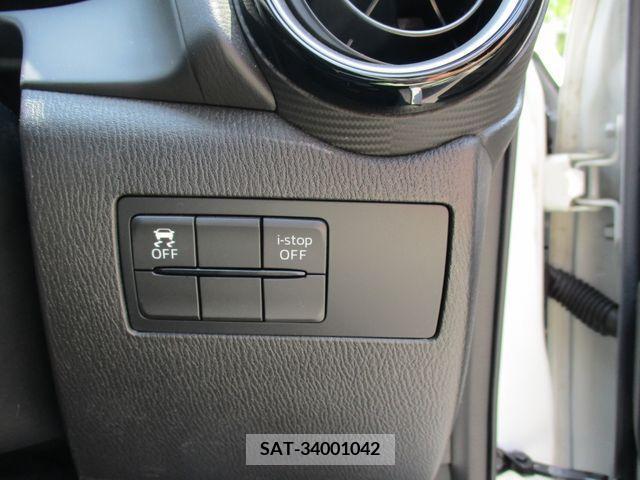 Mazda DEMIO 2015-05 268425-12