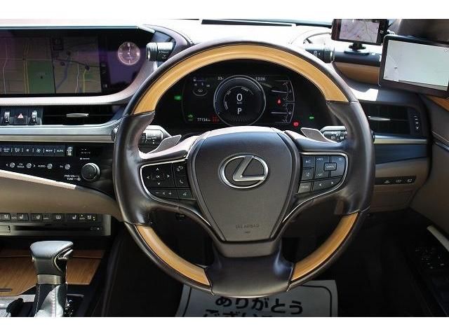Lexus ES 2019-02 15898-16