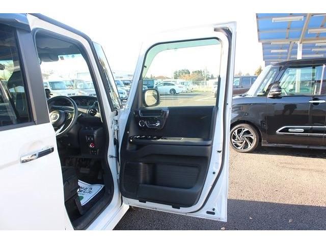 Honda N BOX CUSTOM 2019-10 191575-8