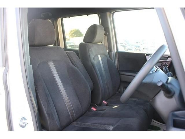 Honda N BOX CUSTOM 2019-10 191575-10