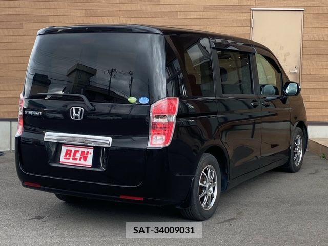Honda e 2011-06 224714-2