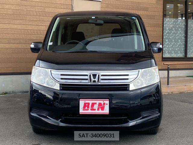 Honda e 2011-06 224714-16