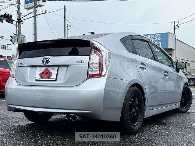 Toyota PRIUS 2012-03 384079-2