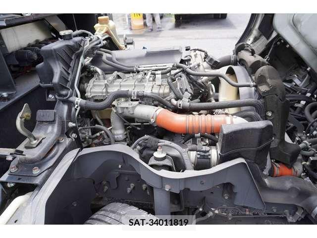 Mitsubishi CANTER 2018-03 385113-13