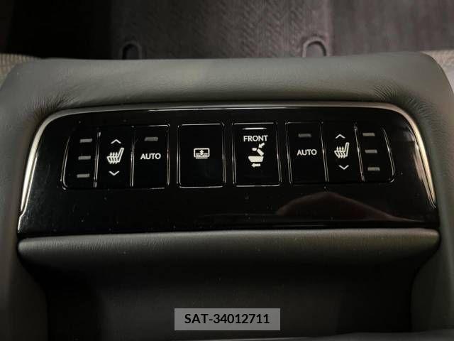Lexus LS 2021-02 220244-4