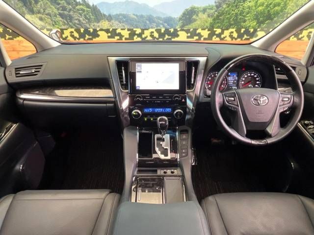 Toyota ALPHARD 2021-09 13060-1