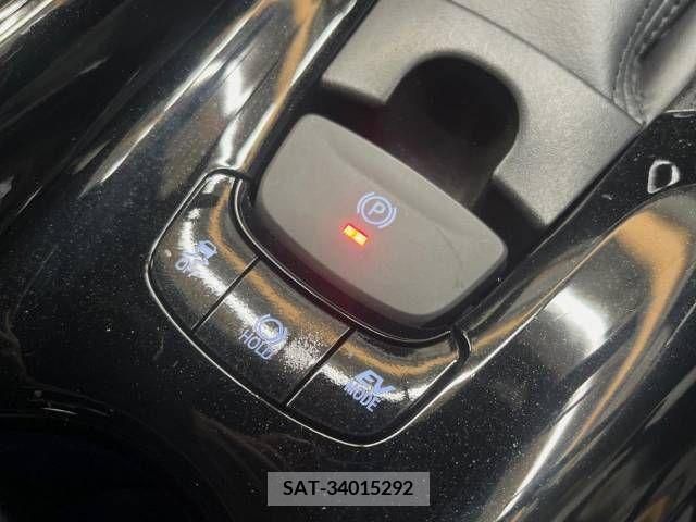 Toyota C-HR 2017-08 357782-8
