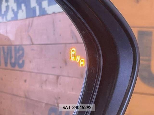 Toyota C-HR 2017-08 357782-4