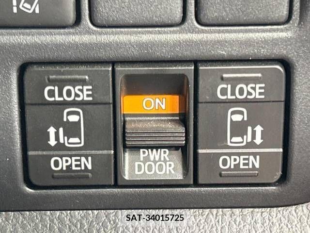 Toyota VOXY 2019-03 288828-5