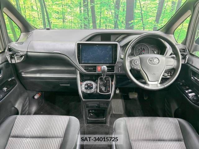 Toyota VOXY 2019-03 288828-1