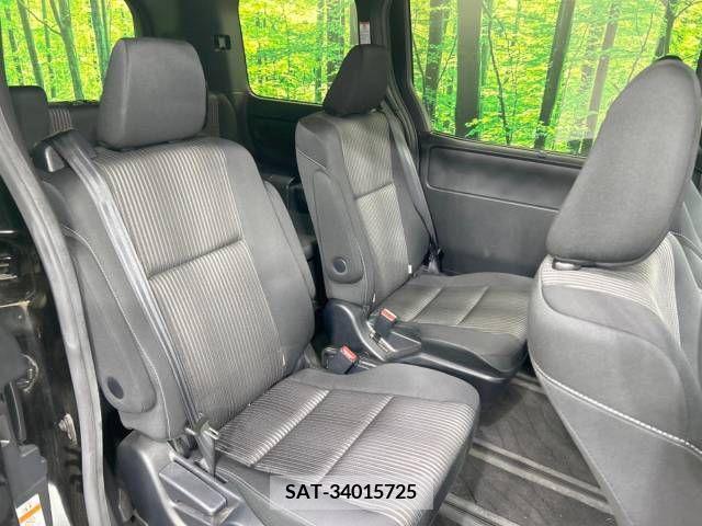 Toyota VOXY 2019-03 288828-9
