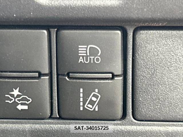 Toyota VOXY 2019-03 288828-7