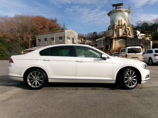 VolksWagen PASSAT 2019-02 194499-3
