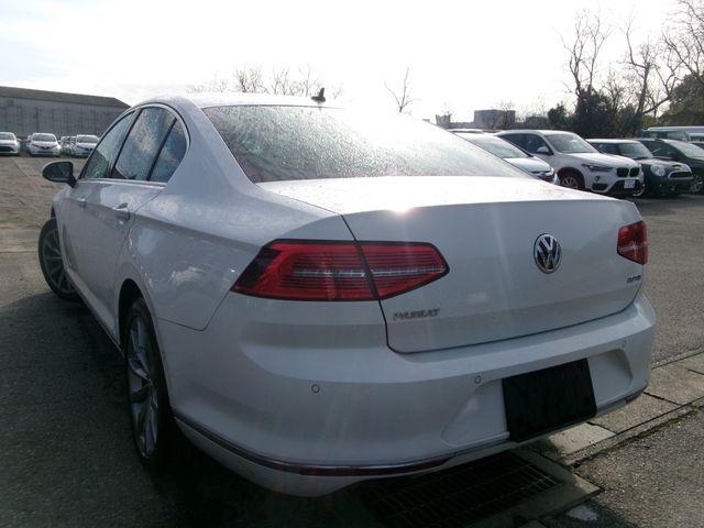 VolksWagen PASSAT 2019-02 194499-2