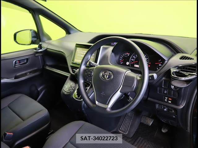 Toyota NOAH 2017-07 346680-16