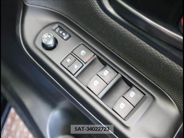 Toyota NOAH 2017-07 346680-15