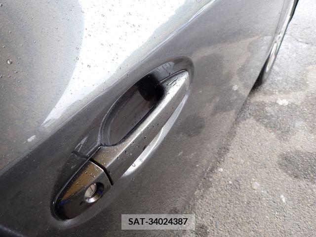 Toyota PRIUS ALPHA 2012-03 282440-9