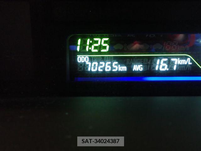 Toyota PRIUS ALPHA 2012-03 282440-11