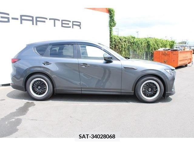 Mazda CX-60 2023-09 358774-6