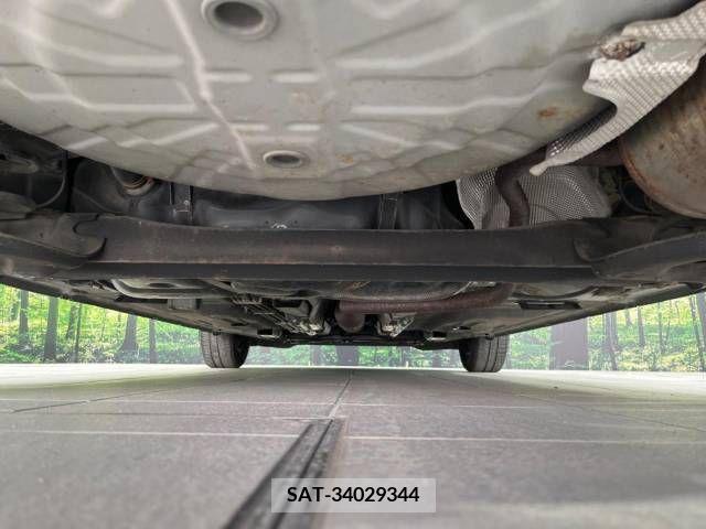Nissan NOTE 2013-12 342138-19
