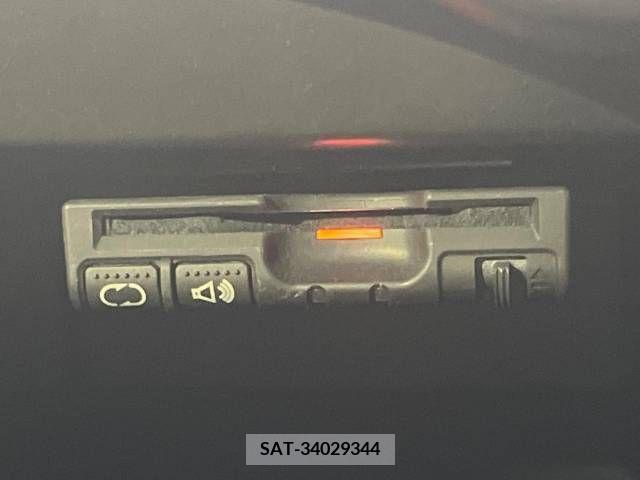 Nissan NOTE 2013-12 342138-5