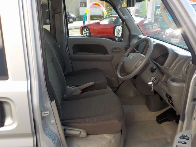 Suzuki EVERY 2022-03 185677-17