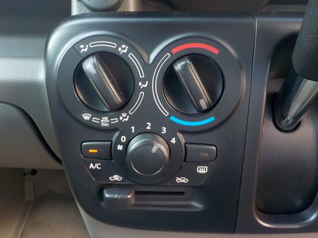 Suzuki EVERY 2022-03 185677-13