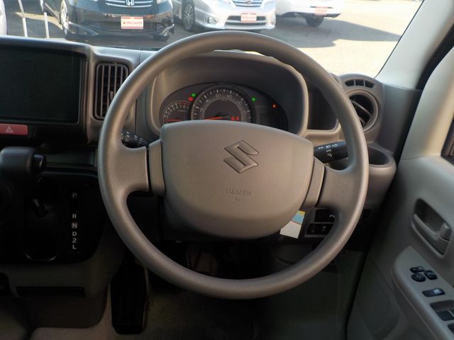 Suzuki EVERY 2022-03 185677-7