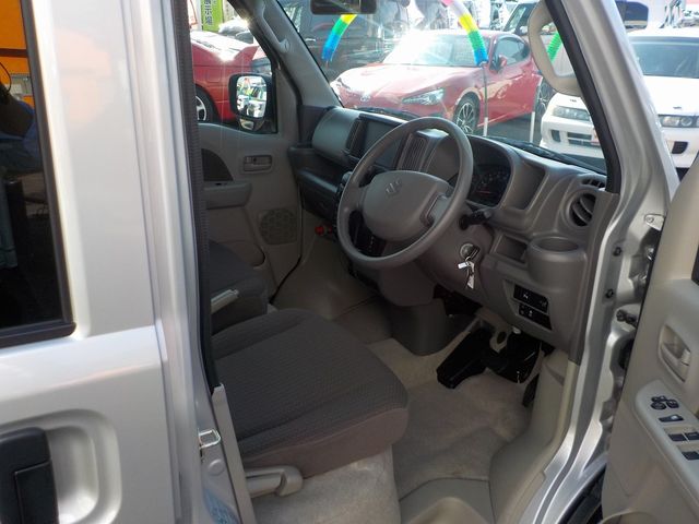 Suzuki EVERY 2022-03 185677-16